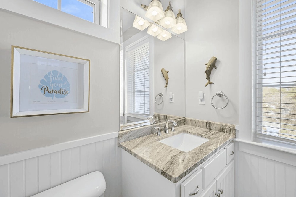 30A Emerald Waters by Avantstay Pool + Bikes + Bonfires