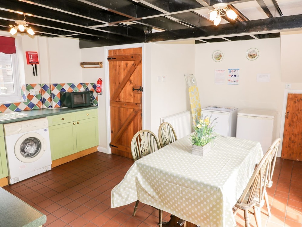 Woodlands Cottage