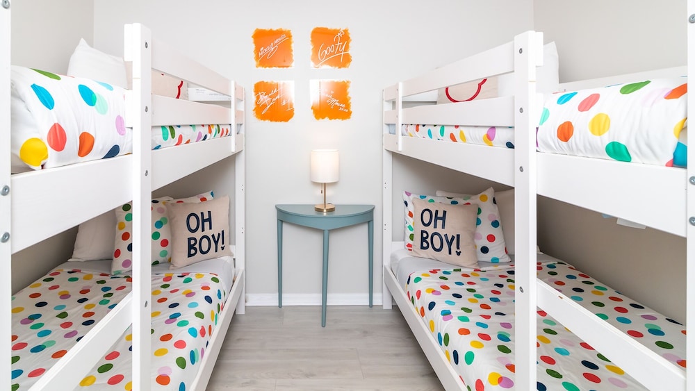Cozy on Cavendish Themed Bedrooms