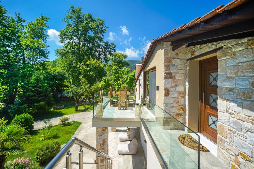 Natura Bungalows