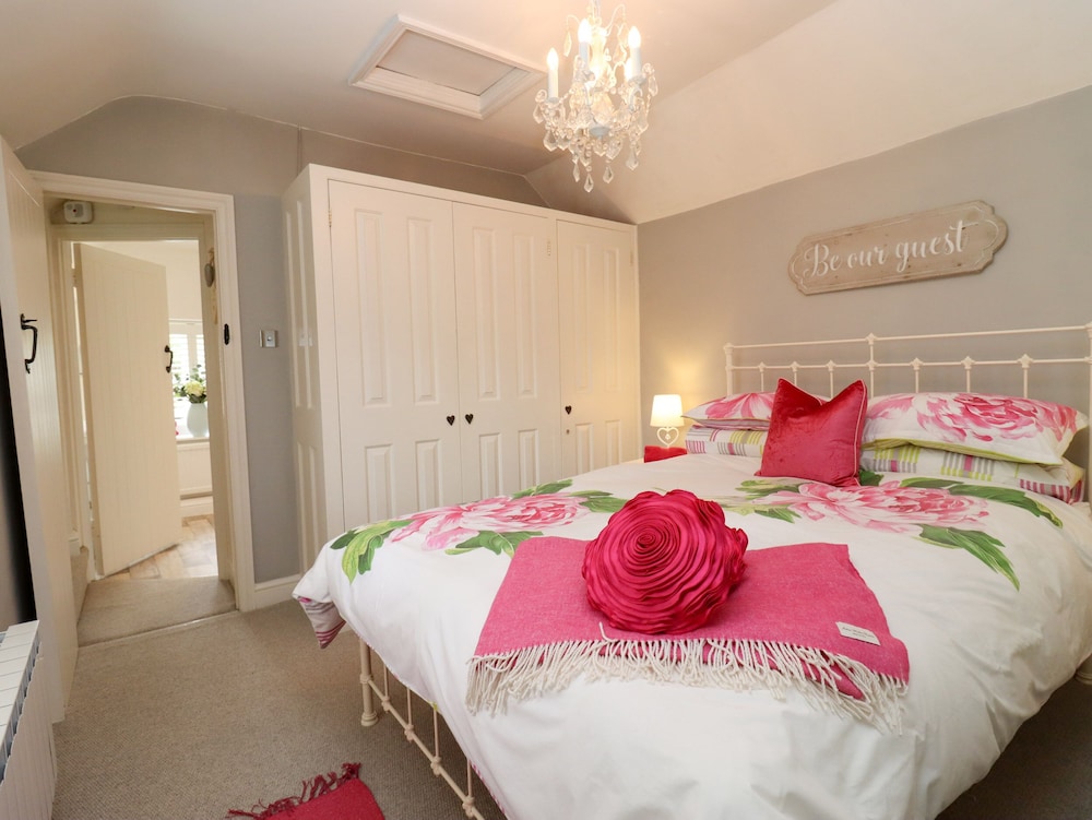 Bluebell Cottage view 2