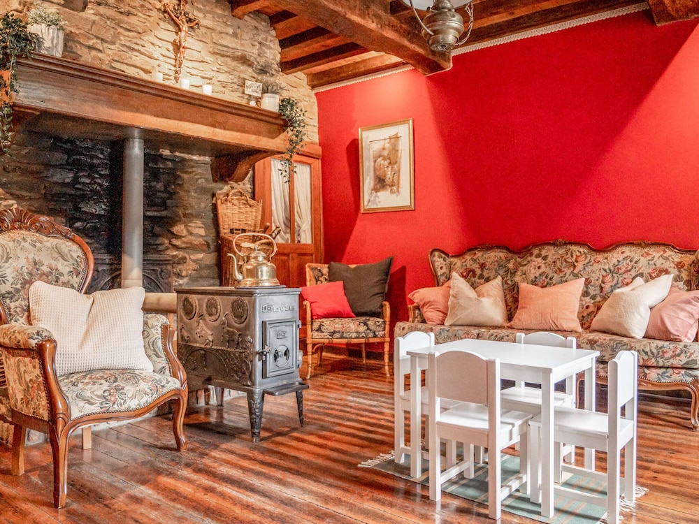 Spacious Holiday Home in Vresse-sur-semois With Terrace