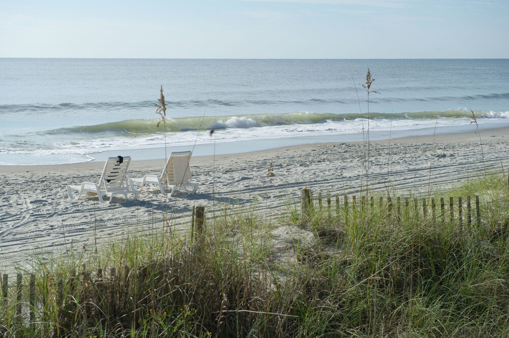 Sandpebble Beach Club Surfside Beach a Ramada by Wyndham view 2