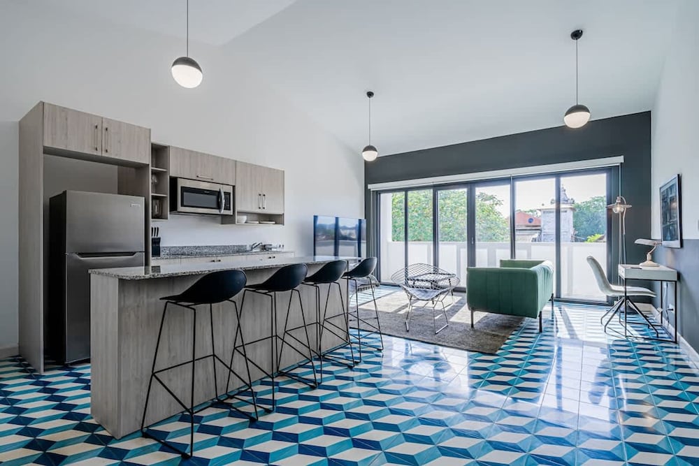 w Amazing 2BR in Santa Ana