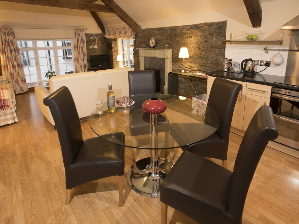 The Coach House - Beaumaris view 4