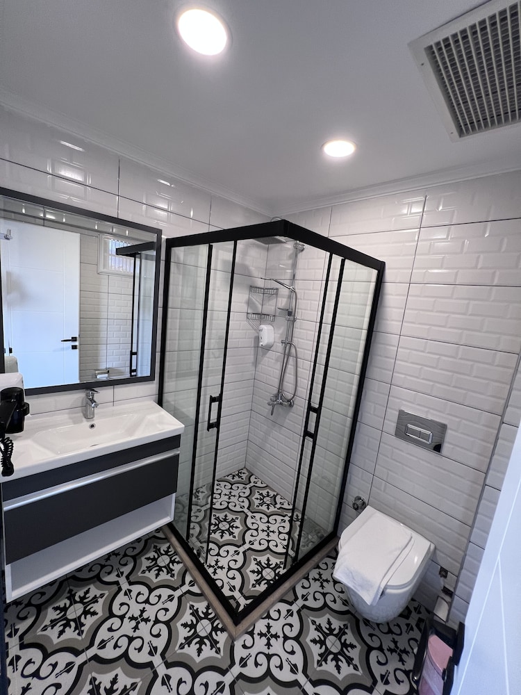 Yücel Otel - Image 21