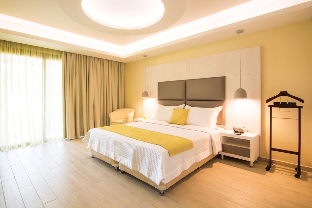 Atlantis Hotel