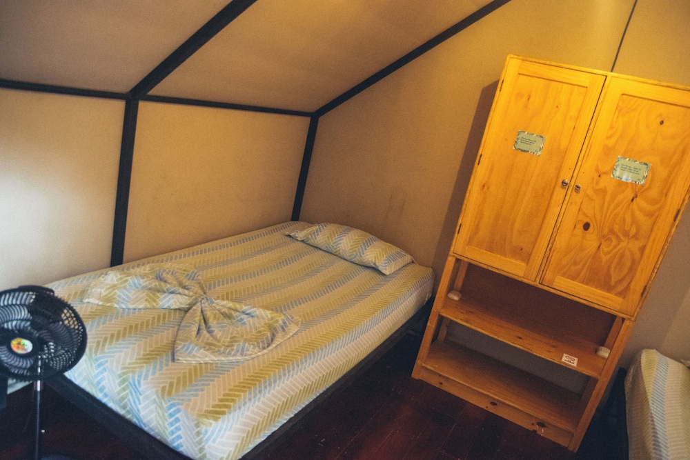 Habitat Surf Glamp