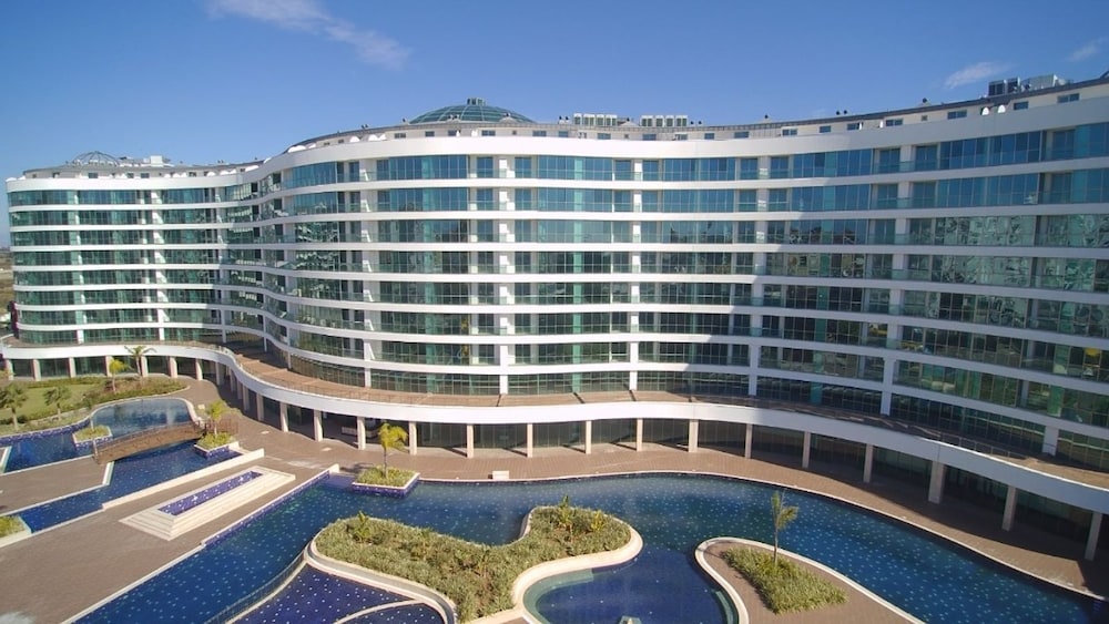 Maxi Sirius Town