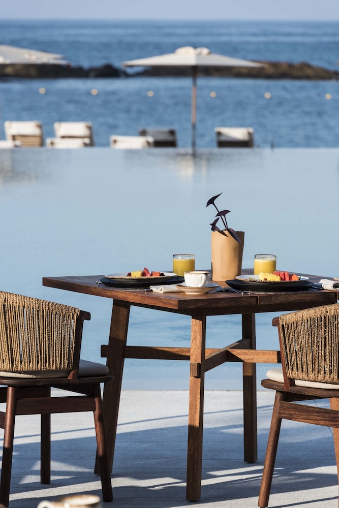 El Careyes Club & Residences