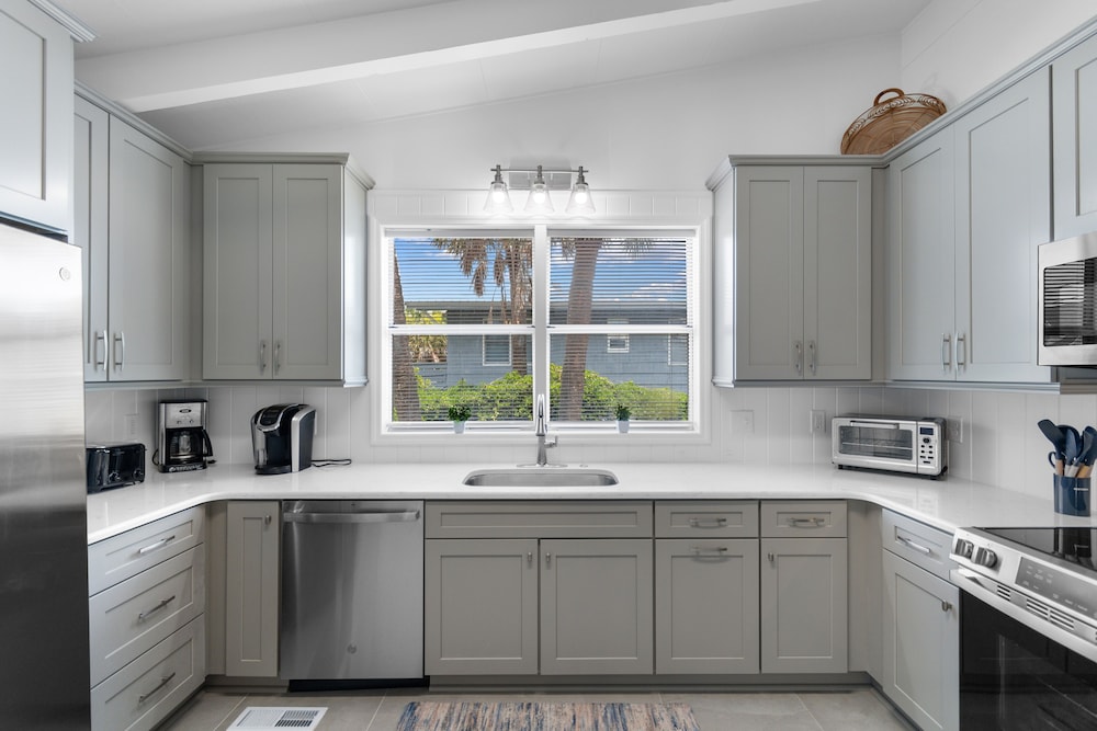 Lachicotte Vacation Rentals