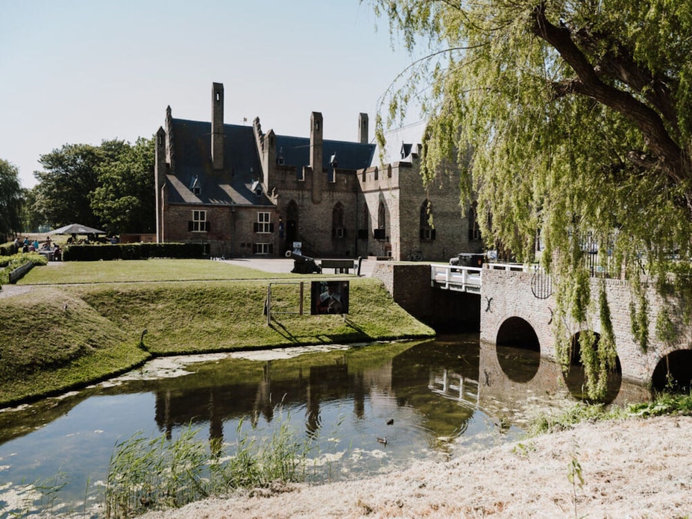 Photo 33