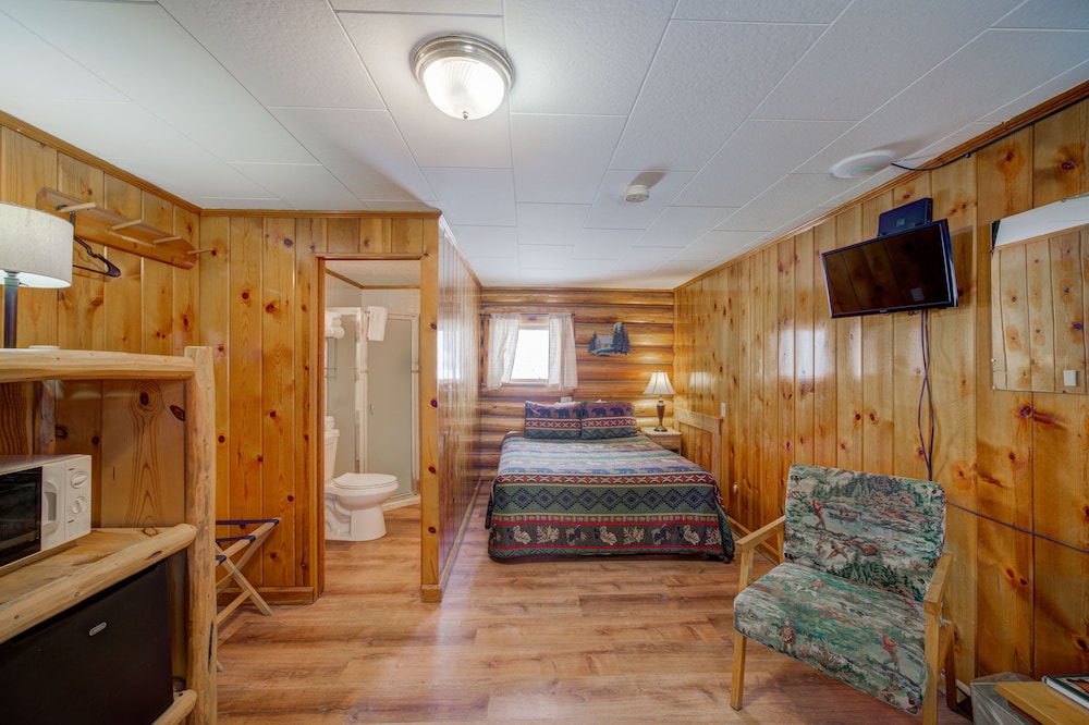 Sportsmans Lodge