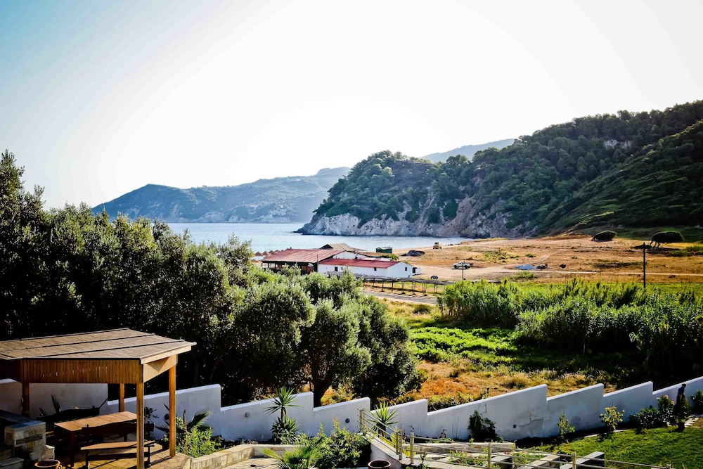 Aselinos Suites