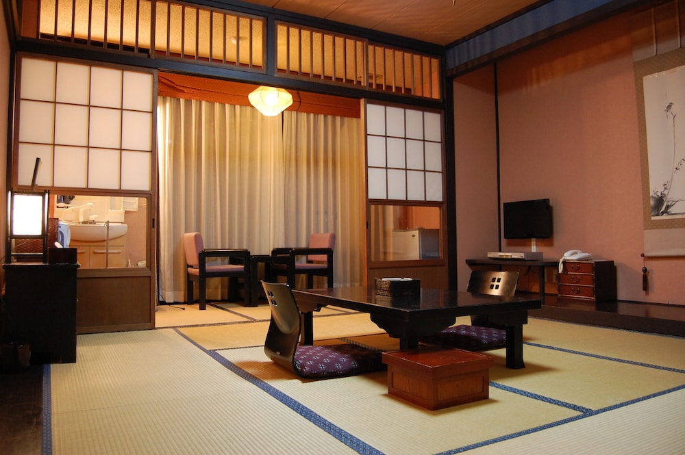 Kunihiro Yashiki