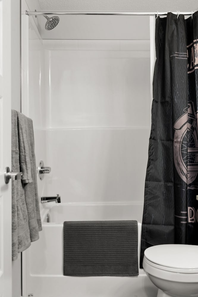 New Apartments in Cranston by GLOBALSTAY