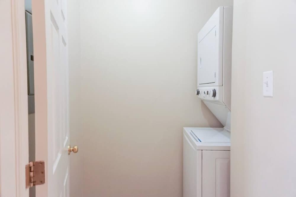 Saint John Vacations - Premium 2-bed Condo Uptown SJ w Parking Location - Property Image 10