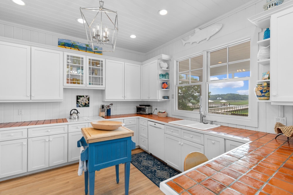Lachicotte Vacation Rentals