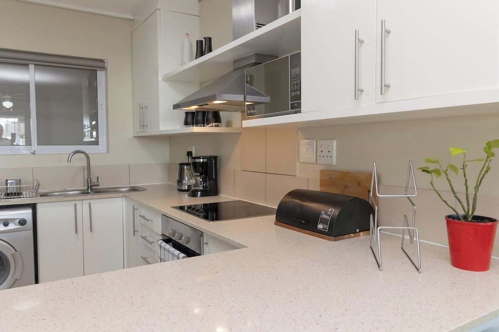 Holiday Apartment, Lagoon Beach