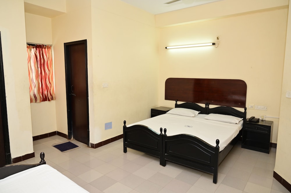 Hotel Dhayalan