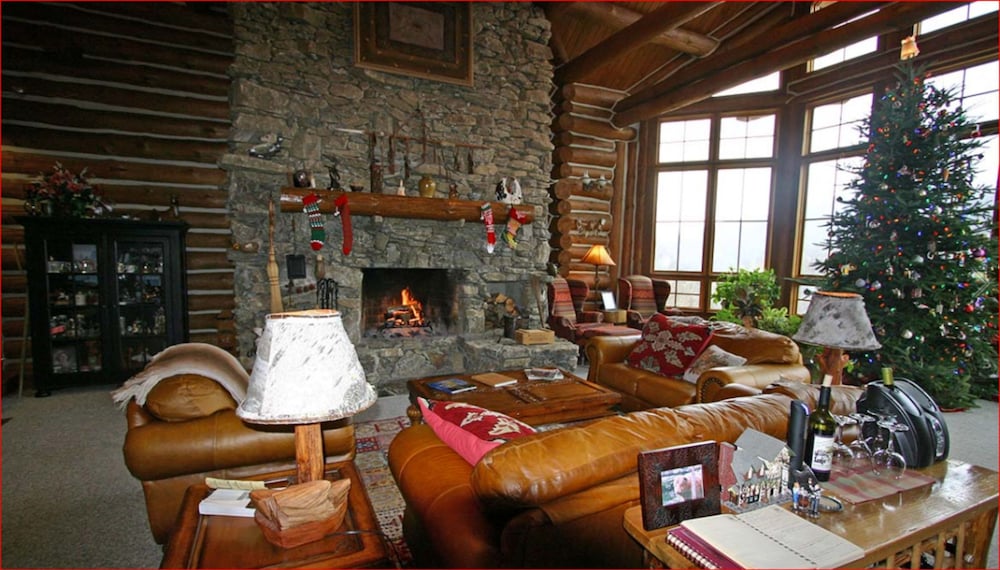 Wildberry Lodge view 2