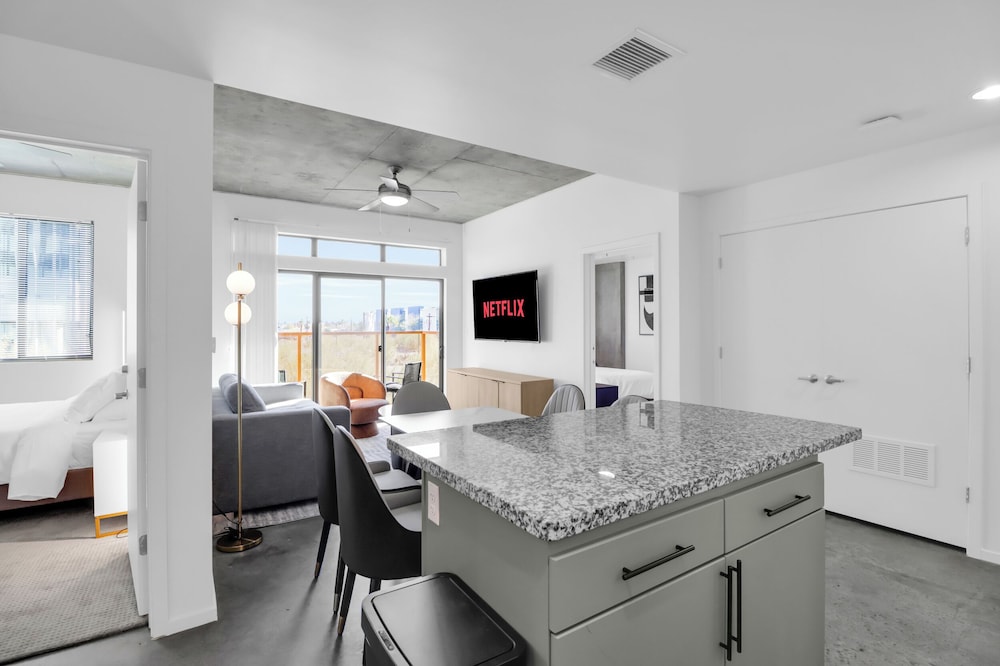Phoenix Urban Luxury Escape