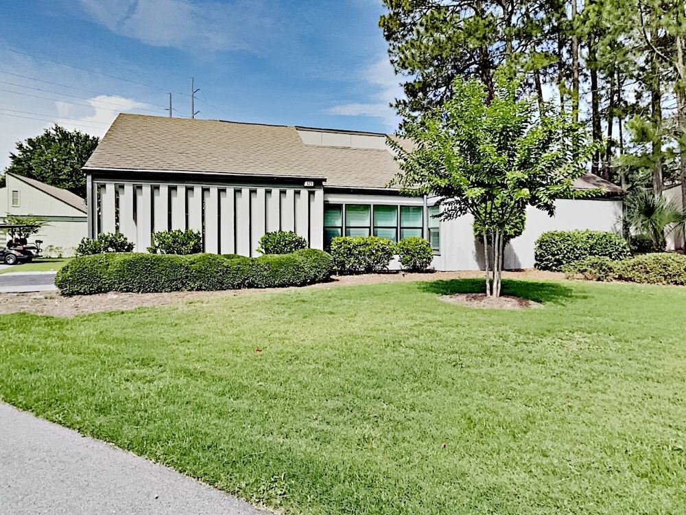 Augusta Village Sandestin by Gibson BR