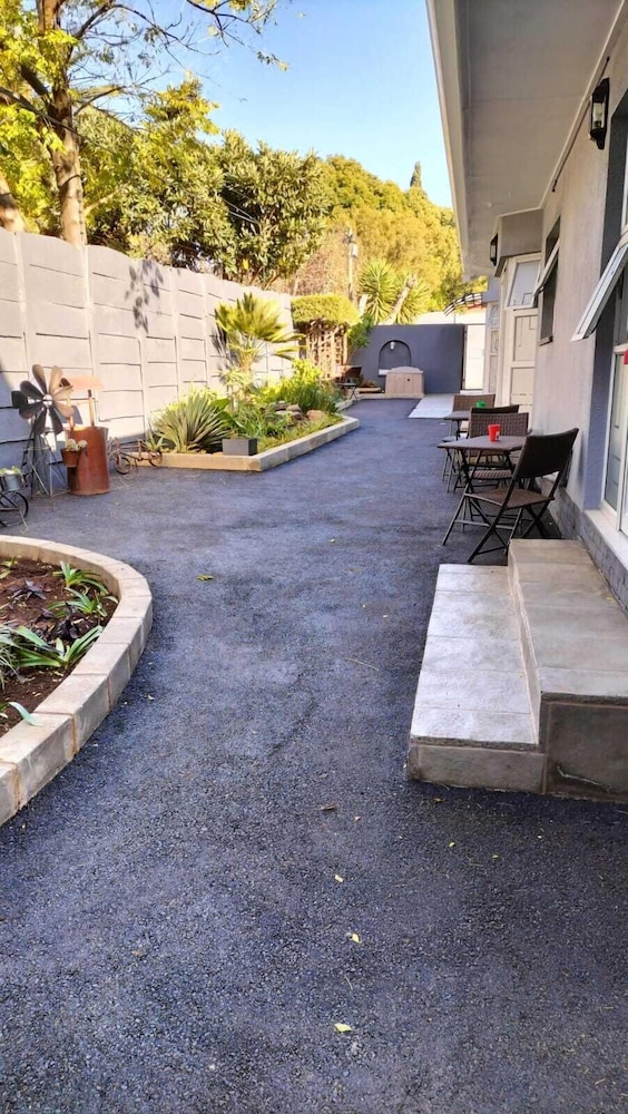 Utopia Guest House