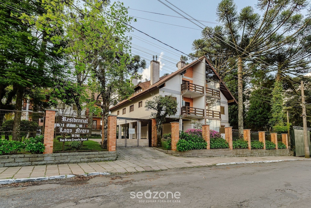Charming Apt in the Heart of Gramado! Rln0105