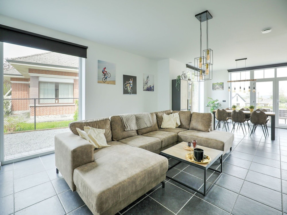 Beautiful House in Flemish Ardennes for Cyclists
