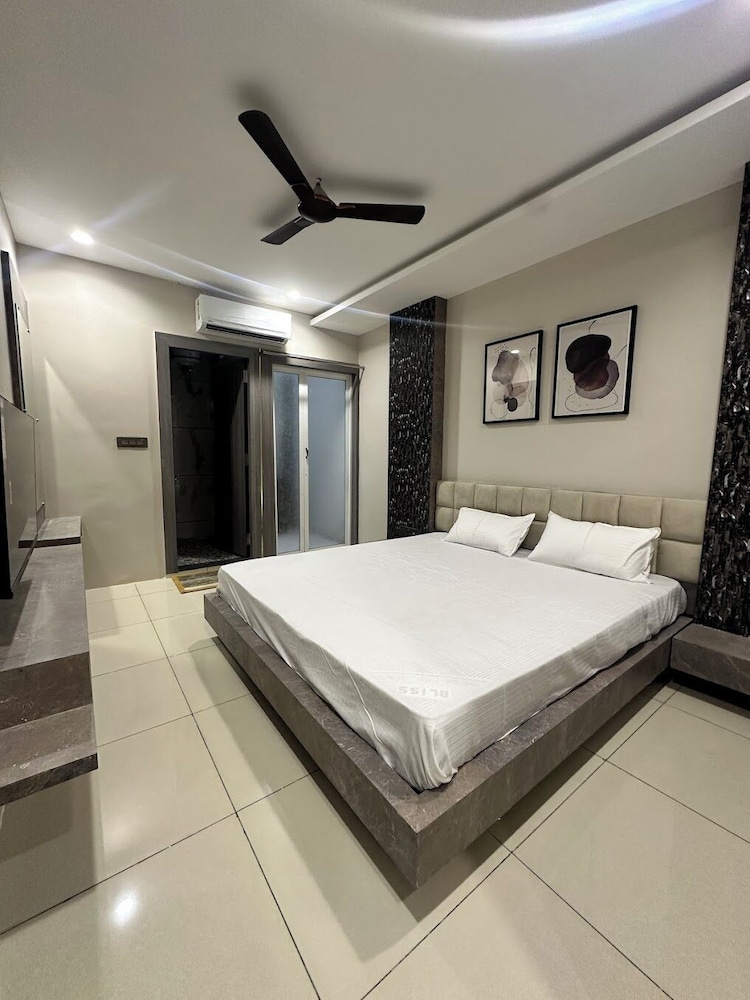 Hotel Rajshree Inn
