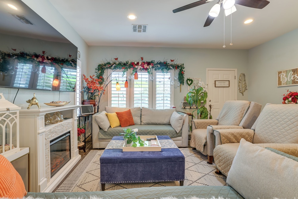 6 Mi to Dtwn Tempe: Pet-friendly Retreat w/ Yard!, photo 7