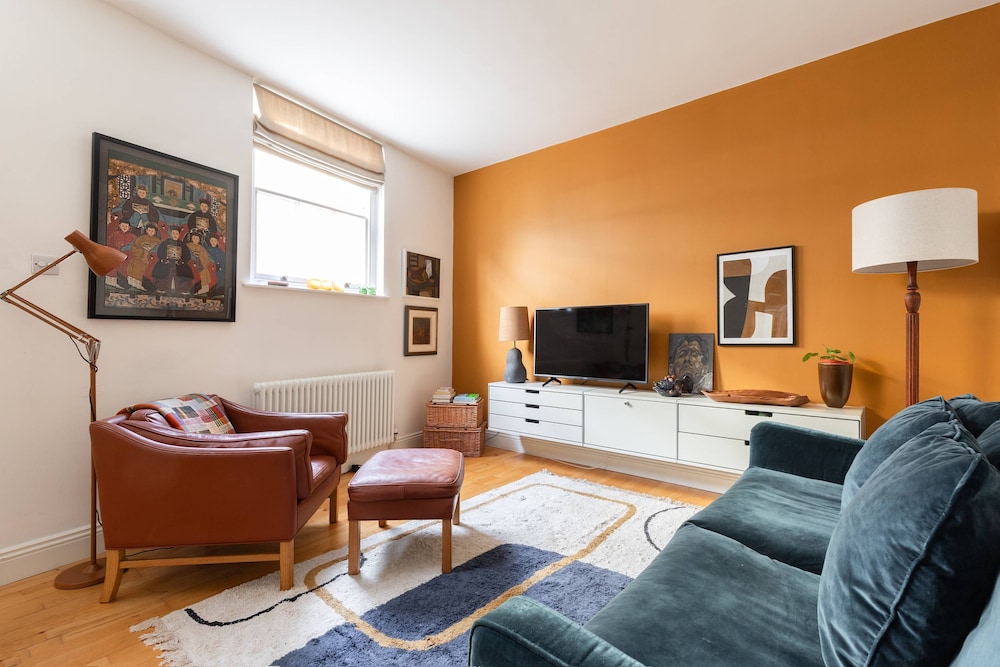 Park Crescent Mews East II by Onefinestay
