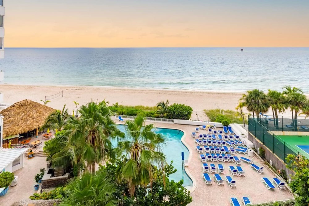 Beachfront Escape Pool Stunning Beach Views
