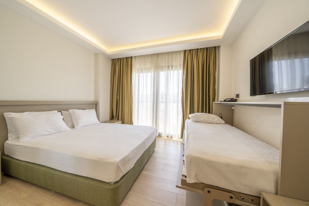 Olive Tree Hotel - Image 34