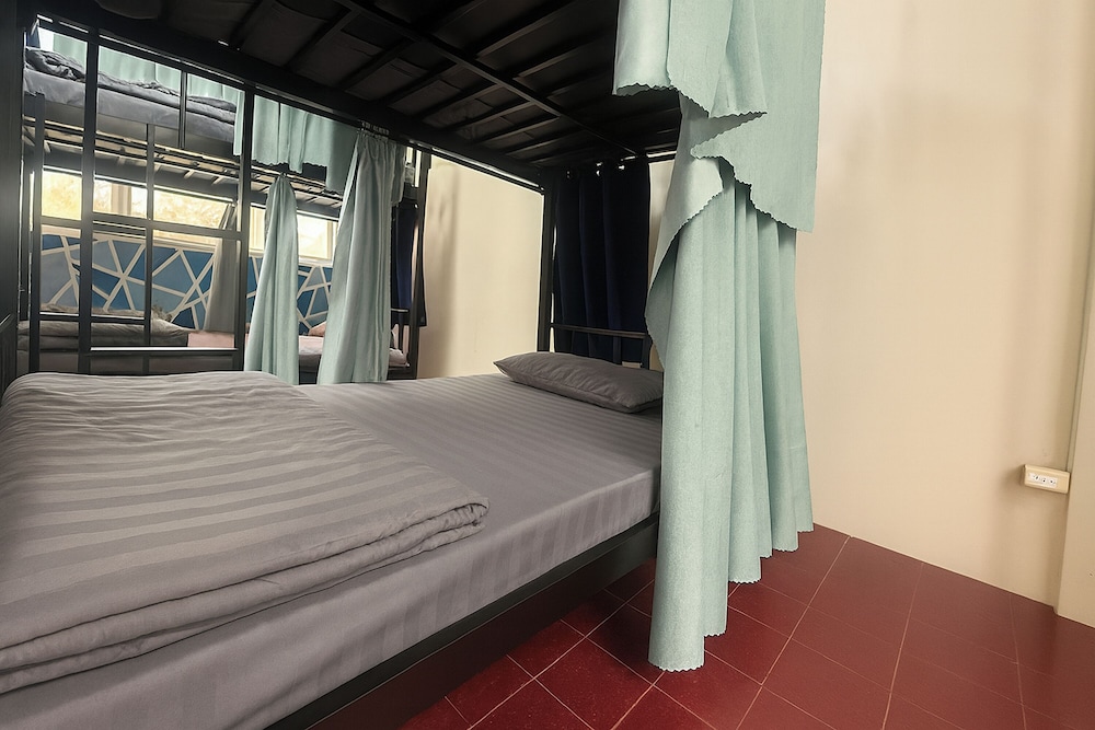 Indian Bites Hostel