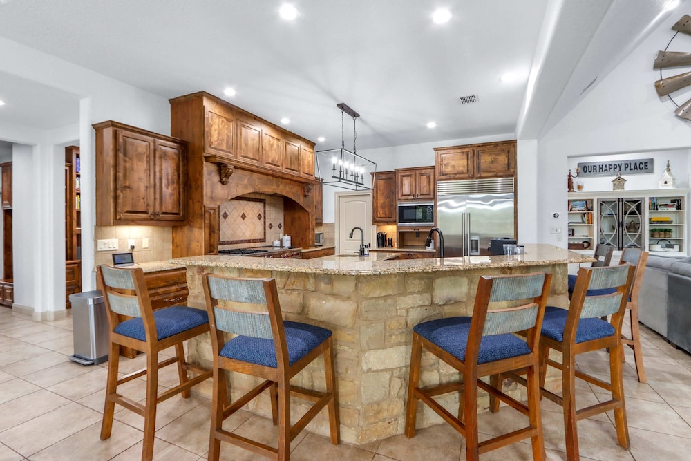 The Haven Texas-sized Getaway for 12!