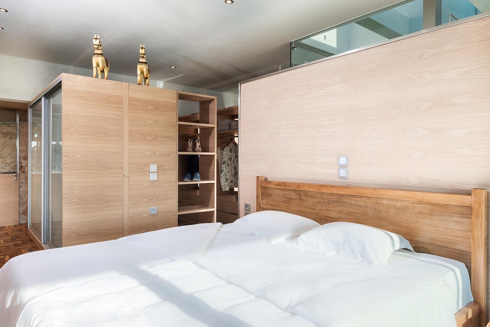 Villa Charlotte by CuraVillas Collection