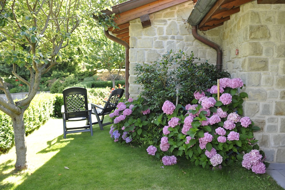 Borgo Caiano Country Inn