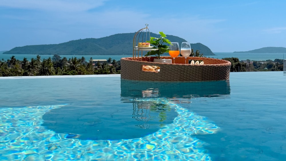 The Salin Seaview Villas