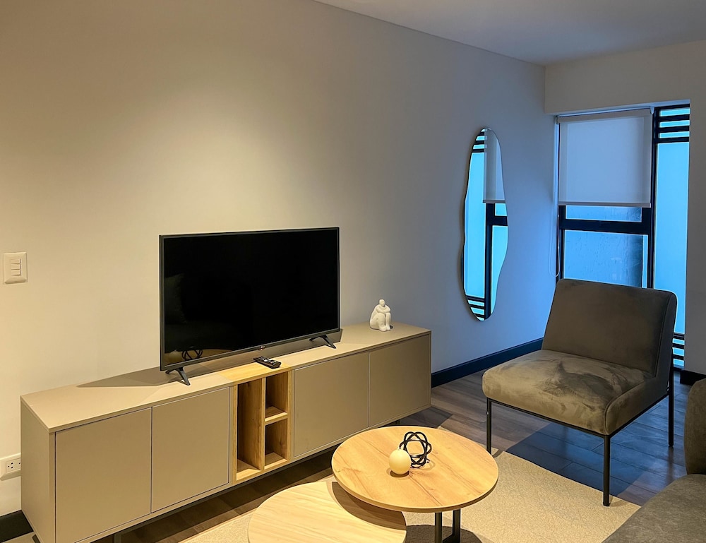 w Brilliant 1BR w Perfect Deco in San Isidro
