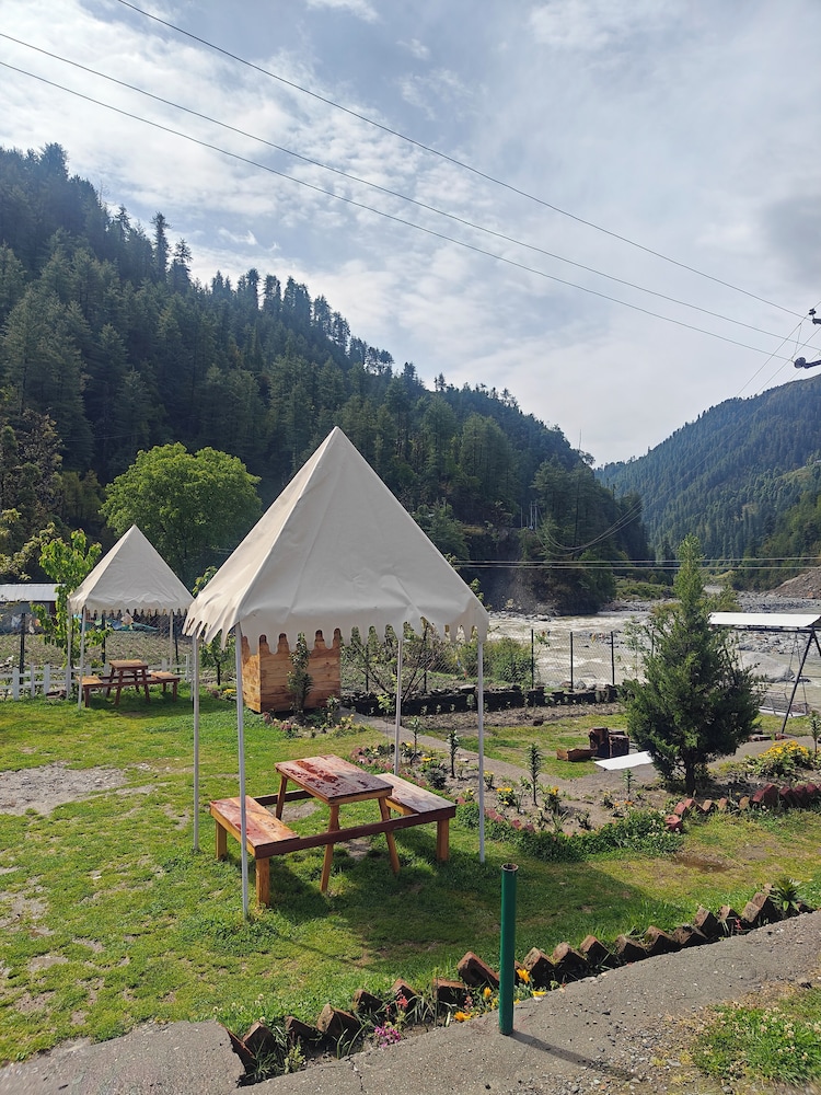 THE HEIMAT RESORT