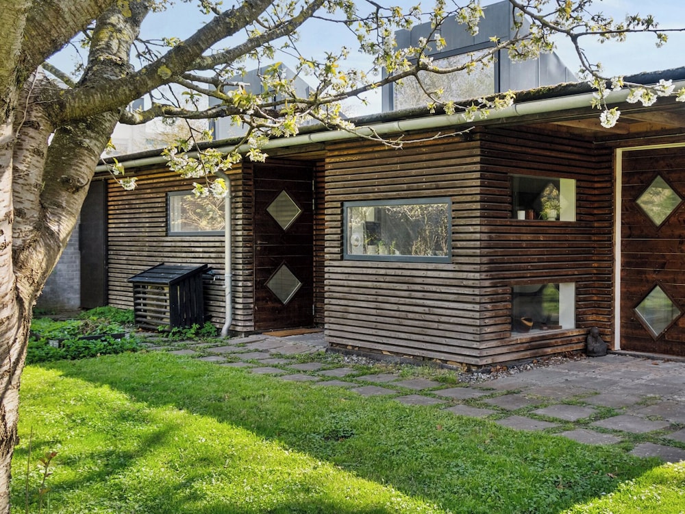 Sanders Swan - Marvellous Villa Close to the Center of Copenhagen