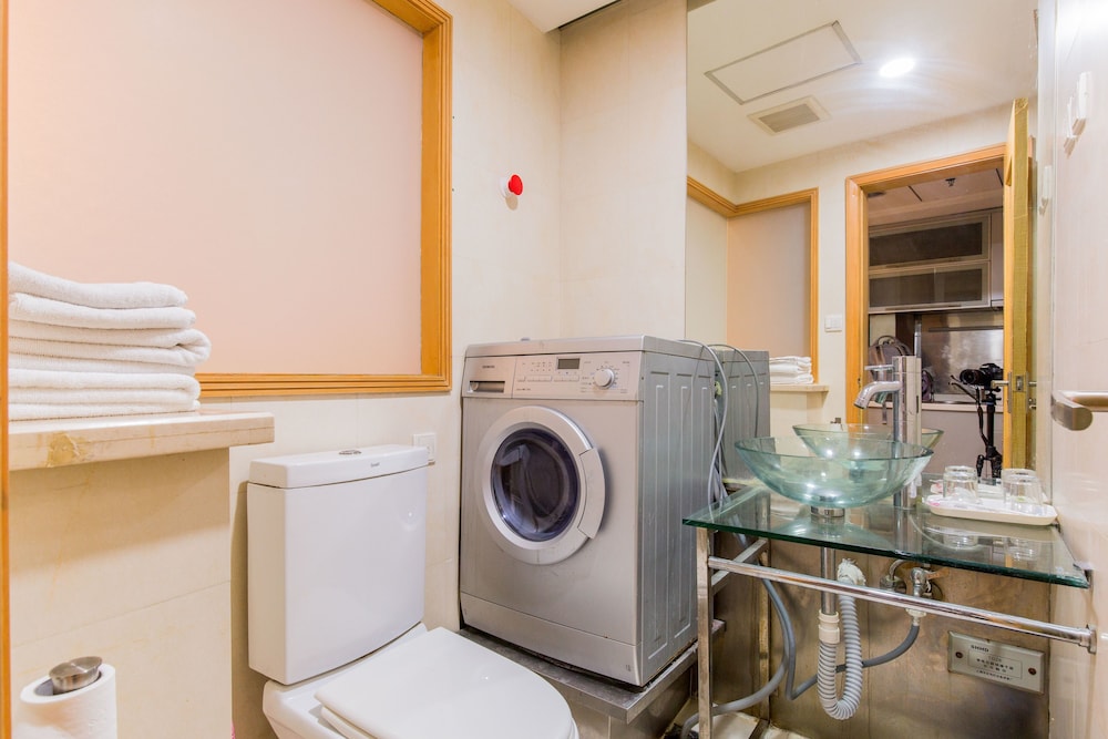 New Space New Hotel (Zhongshan Park)