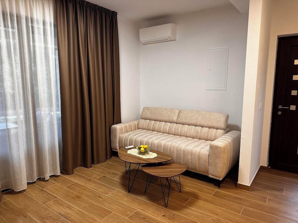 Apartments Robi 2