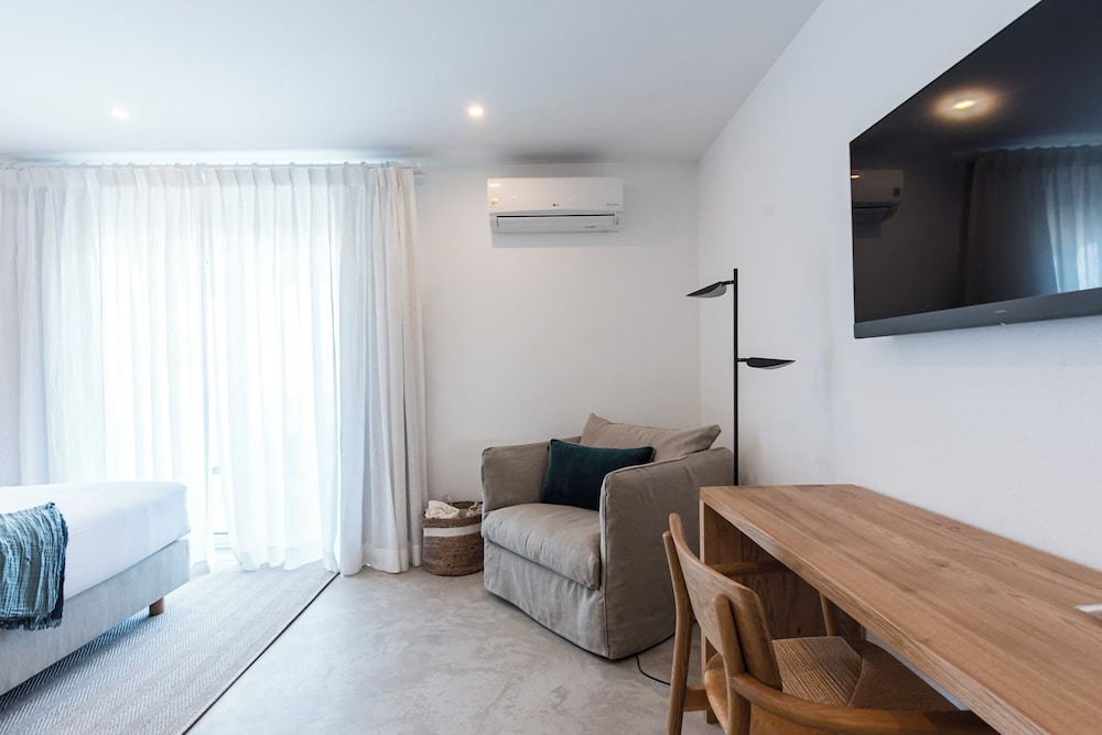 Casa Malia Luxury Guest House