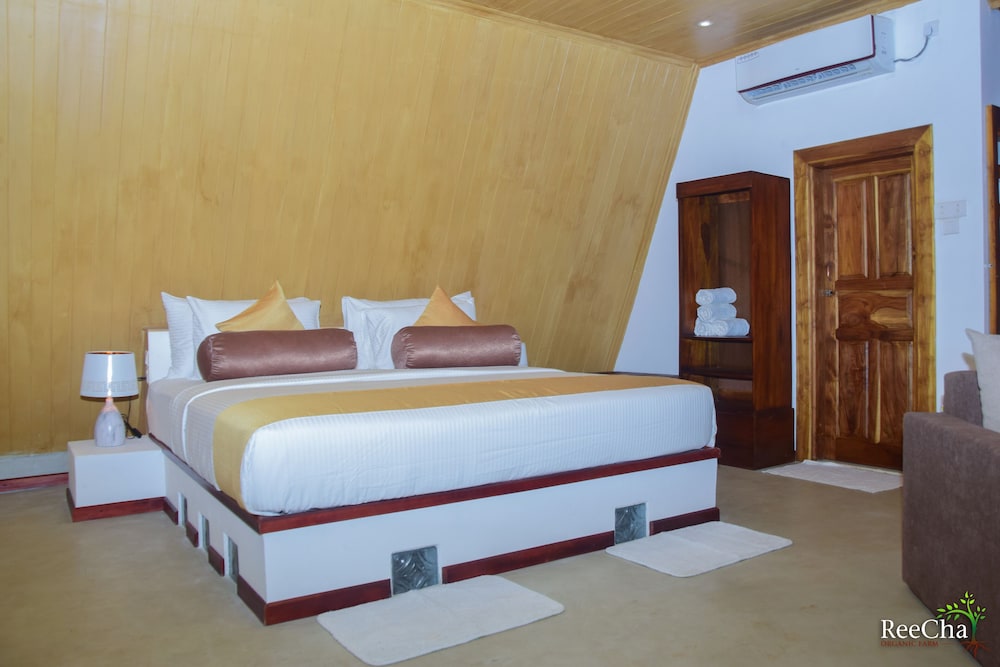 Reecha Kurinji Resort view 2