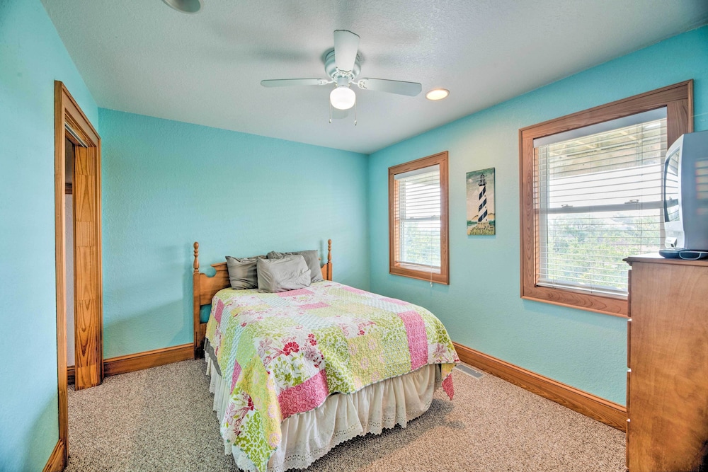Quiet Hatteras Duplex With Decks ~ 1 Mile to Beach