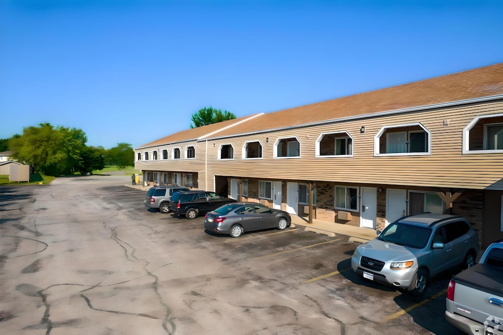 I-80 Inn & Suites view 5