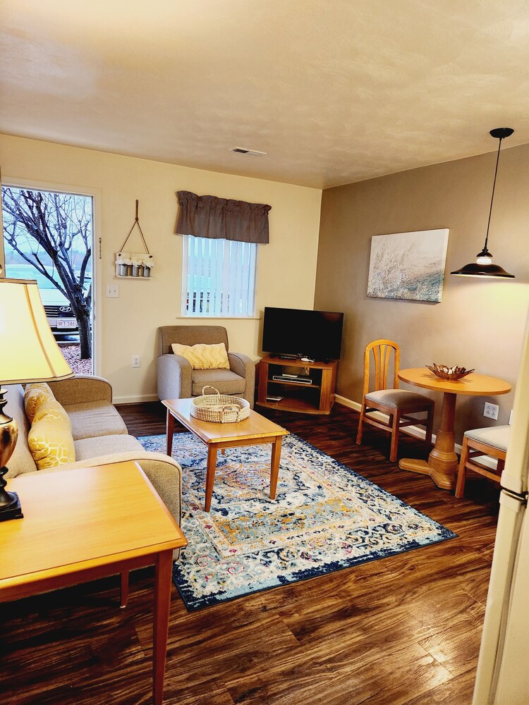 Affordable Corporate Suites of Salem
